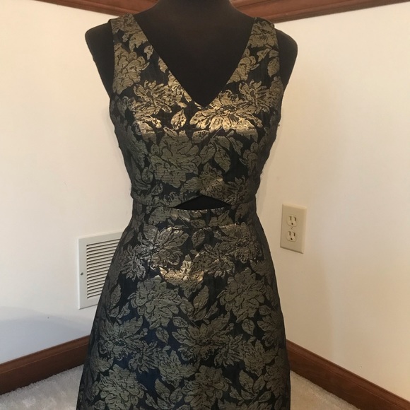 Lush Womens Small Black Gold V Neck Sleeveless Gold Floral Tank Dress Lined - Picture 2 of 10